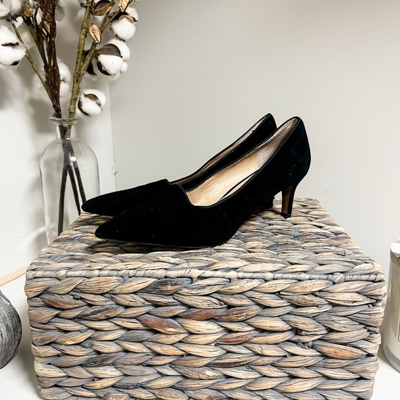 Franco Sarto Black Leather Pointed Toe Kitten Heels Size 8M - Picture 1 of 11